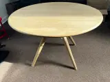 Wegner PP75 Spisebord