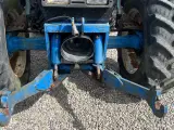 New Holland 8240 SLE  Med frontlift og frontPTO - 4