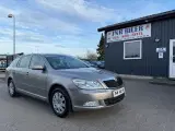 Skoda Octavia 1,4 TSi 122 Ambiente Combi - 2