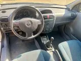 Opel Corsa 1,2 16V Family - 5