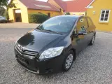 Toyota Auris 1.3 i År 2012 Nysynet.  - 3