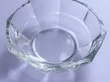 Kantet skål, presset glas, NB - 3