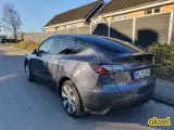 Tesla Model Y  Long Range AWD - 4