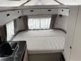 2023 - Eriba Touring 530 Urban   Super smart hævetagsvogn fra Hinshøj Caravan - 3