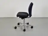 Häg h04 kontorstol med sort/blå polster og gråt stel - 2