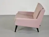 Lyserød loungestol fra via cph - 2