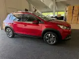 Peugeot 2008 1,2 e-THP 110 Selection Sky - 4