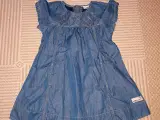 PompDeLux denimlook kjole str 98-104 cm