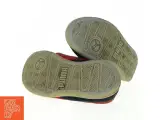 Brugte børnesneakers med velcrolukning fra Puma (str. 33 ) - 2