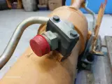 Case 821E Cylinder 87337179 - 3