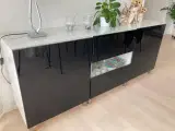 Skab incl. topplade i glas