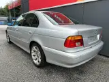 BMW 520i 2,2  - 4