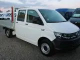 VW Transporter 2,0 TDi 150 Mandskabsvogn m/lad - 2