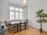 KONTORPLADS MED VANDUDSIGT I CENTRUM AF KØBENHAVN - 2
