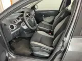 Renault Clio III 1,5 dCi 75 Expression - 5