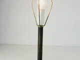 ⭐️ Elegant bordlampe i messing i en fortryllende E - 3