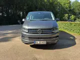 VW Multivan 2,0 TDi 204 Highline DSG kort - 2