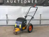 Texas pro-trim 600 m/5,5hk Honda motor.  - 2