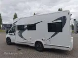 2019 - Chausson Flash 635   KOMISSIONSBIL! Godt indrettet med Fransk seng, el-sænkeseng, gasovn, elcykelholder samt solcelle - 4