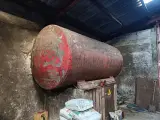 - - - Melassetank ca. 6000 l. - 2