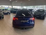 Tesla Model Y  RWD - 3