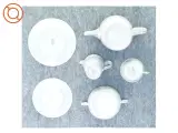 Porcelæns kaffe stel fra Pavl Muller Selb (str. Stor kande 18 x 10 cm lille kande 10 x 6 cm skal 8 x 11 cm kop 6 x 8 cm underkop 13 cm tallerken - 3