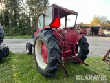 Veterantraktor McCormick International 624 - 4