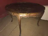 Rundt antikt nøddetræs sofa bord