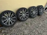 17" fælge med dæk. - 2
