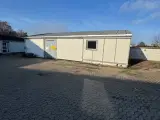 Lagerbygning med gode tilkørselsforhold og port - 3