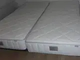 Auping Elevations senge med Vivo madrasser 90x210