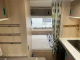 2017 - Adria Aviva 400 PS   SPAR 30000 KR - 5
