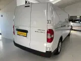 Maxus e-Deliver 3 50 Cargo Van LWB - 4