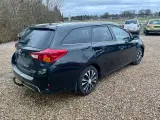 Toyota Auris 2,0 D-4D T2 Touring Sports - 4