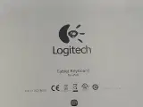 ⭐️· Logitech iPad Keyboard - 5