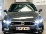 VW Passat 2,0 TDi 240 R-line Variant DSG 4Motion - 3