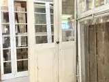 Lav, klassisk dobbeltdør med trukket glas - 2