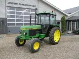 John Deere 2040 Velholdt snild traktor - 2