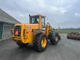Jcb gumiged 14 ton - 2