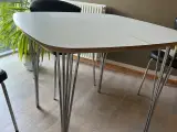 Spisebord med 2 plader