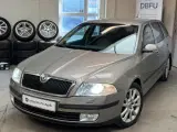 Skoda Octavia 1,8 TSi 160 Elegance Combi - 4