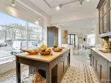 Attraktivt beliggende butik/showroom - 2