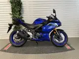 Yamaha YZF-R3 Icon Blue - 5
