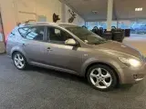 Kia Ceed 1,6 CVVT Sport SW - 4