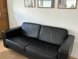 Sort læder sofa 2,5 personers