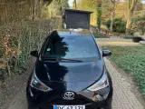 Toyota Aygo 1,0 VVT-i x-black 5d - 2