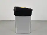 Vileda beholder til affald, med låg med rund gul kant - 4