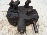 Case IH 9120 Hydraulik Valve 87648197 - 4