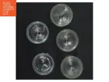 Sæt af 5 smukke glas med udskårne mønstre (str. 10x6 cm) - 2
