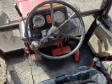 IH 1055  Traktor Comfort hus - 4